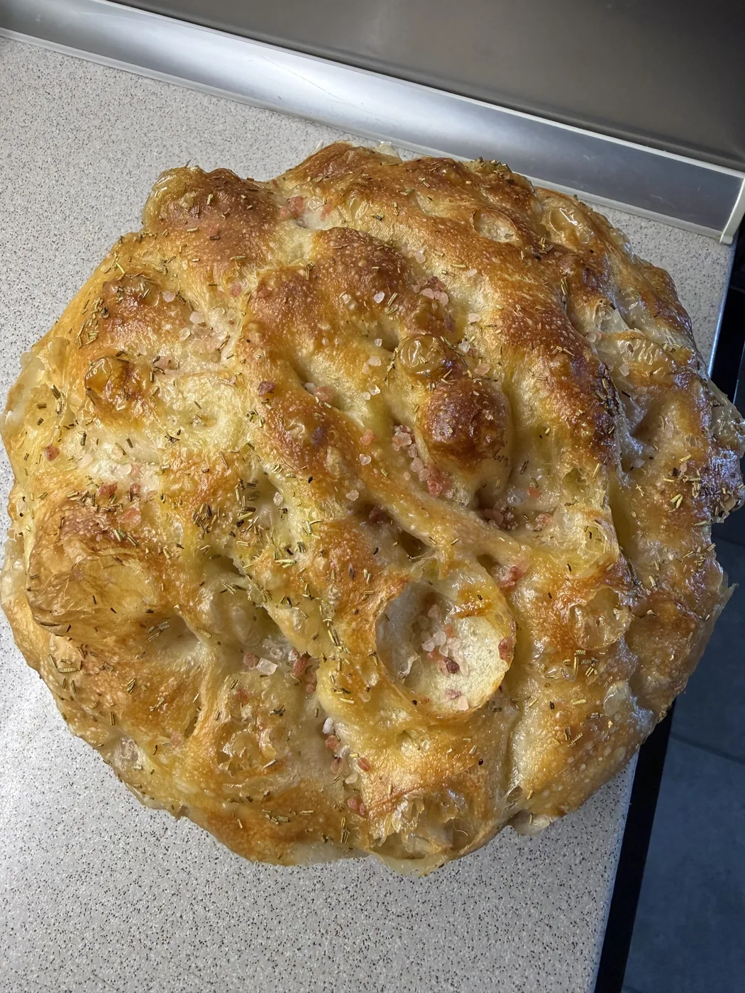 Wersja 500 g z garnka żeliwnego — rozmaryn, sól gruboziarnista, boczek